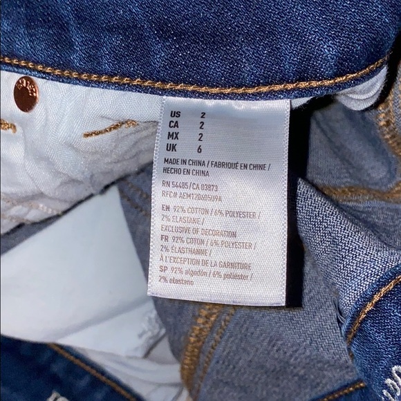 American Eagle Distressed Jean shorts - Picture 4 of 5